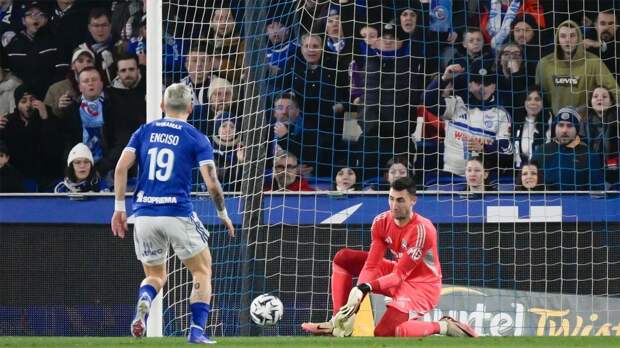 «Лион» прервал серию из 13 побед, проиграв «Страсбуру»