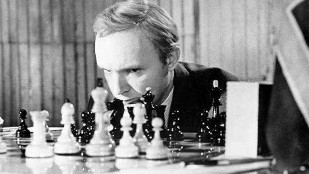 Кадр из фильма Гроссмейстер Кадр из фильма Гроссмейстер