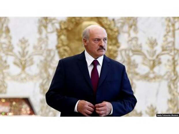 Отрекаясь от прошлого, Лукашенко лишает себя политического будущего