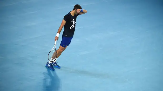 Изнер: то, что происходит сейчас с Джоковичем, — неправильно