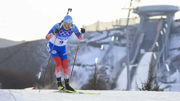 Надежда на медаль: Цветков борется за награды в гонке преследования на Олимпиаде в Пекине