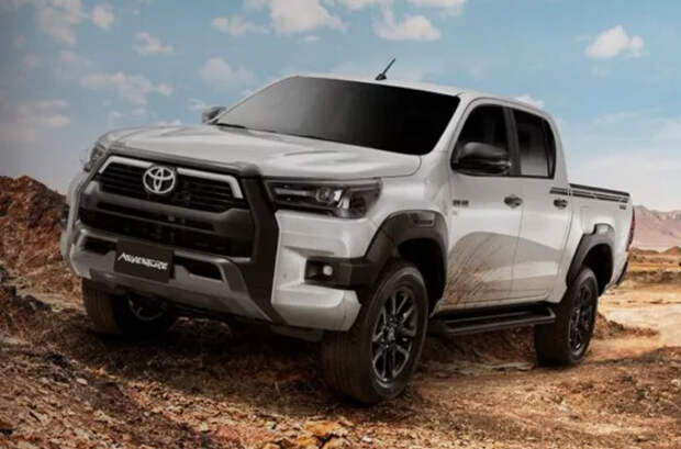 Легендарная надежность Toyota, рама, полный привод и классический «автомат». В Россию едут новые Toyota Hilux 2025