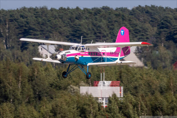 Белорусский Ан-2-100.
