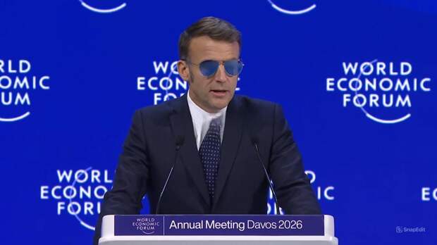 Макрон сообщил о подготовке к диалогу с Путиным