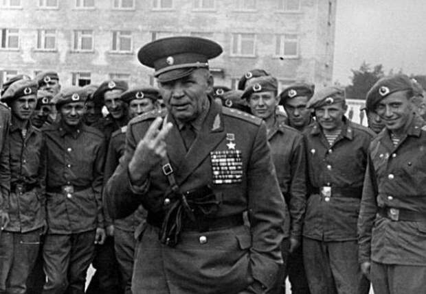 ЧП в ВДВ: как Василий Маргелов усмирил пьяного часового