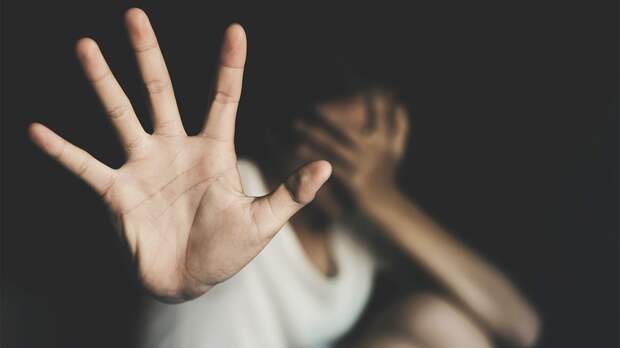 «Я там был с девушками. А сейчас жена увидит…» Блогер-таксист рассказал о своих клиентах