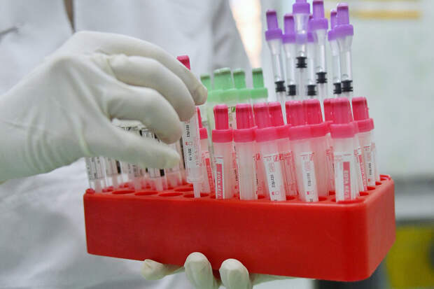 В России за сутки выявили 27002 заражённых COVID-19