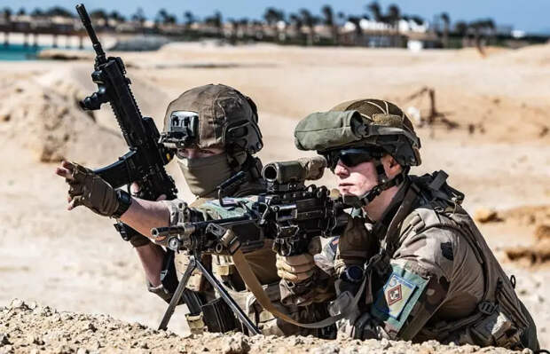 Президент Франции принял решение направить дополнительные войска для подавления протестов в Новой Каледонии