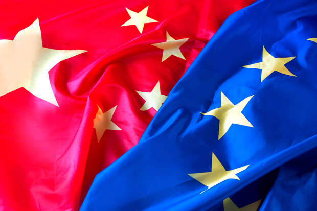 Профессор Цуй Хунцзянь: торговая война ЕС и КНР может начаться уже в ноябре