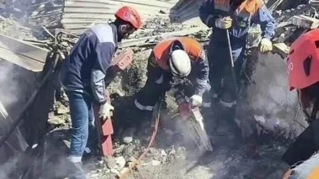 Отец пропавшей девочки искал её в горящем доме после атаки ВСУ в Туапсе