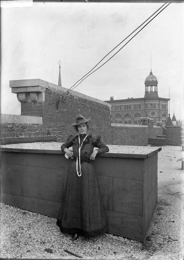 Рабочий полдень, 1898 год Рабочий полдень, 1898 год XIX век, винтаж, классики фотографии