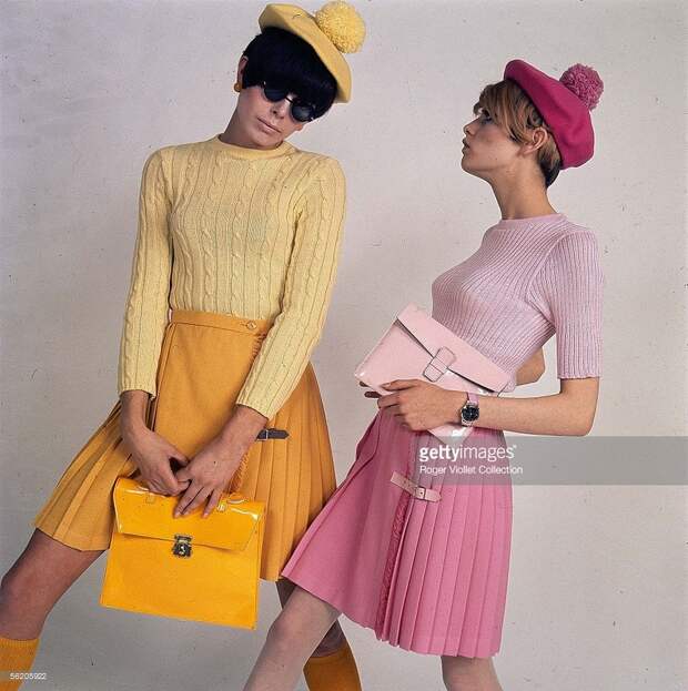 Ready-to-wear. Pleated skirts. Twiggy, on the right. France, 1966-1967..jpg