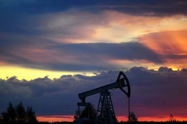 Цены на нефть WTI незначительно снизились