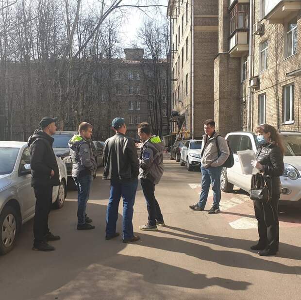 Ямочный ремонт асфальта запланирован во дворе на Ярославской — управа