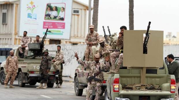 Командующий армии Ливии направил войска в сторону Триполи