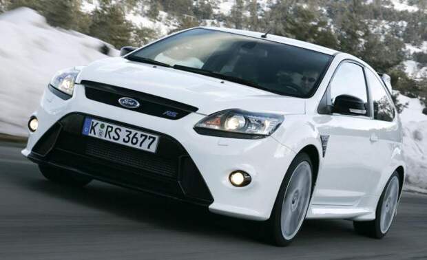 Ford Focus: низкая безопасность.