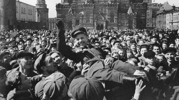 Как жители СССР встретили победу в Великой Отечественной