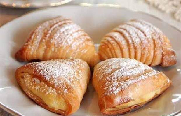 неаполитанская кудрявая слойка