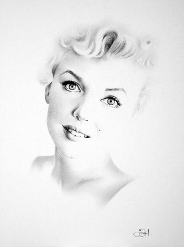 Marilyn Monroe Minimalism Pencil  Portrait Signed Print (522x700, 137Kb)