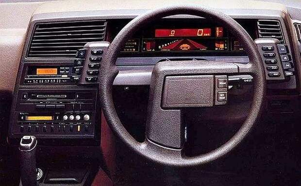 Subaru XT автодизайн, интерьер, руль