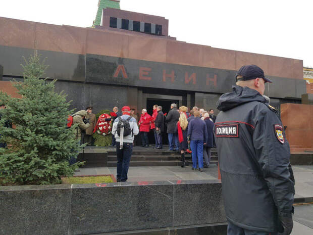 Мавзолей Мавзолей