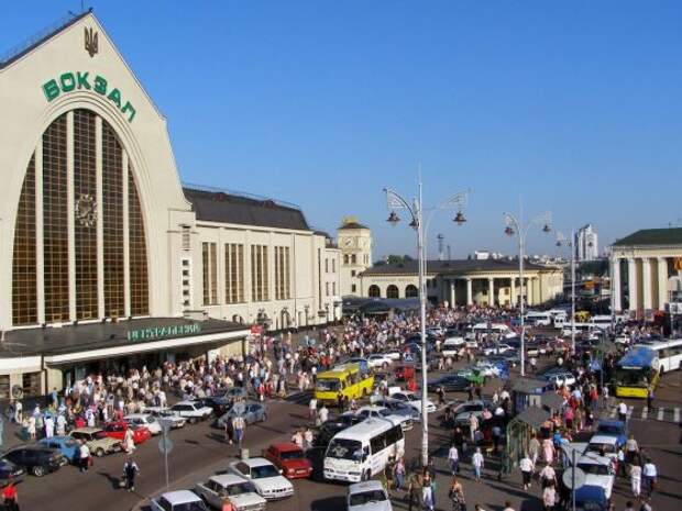 В Киеве «заминировали» Центральный железнодорожный вокзал