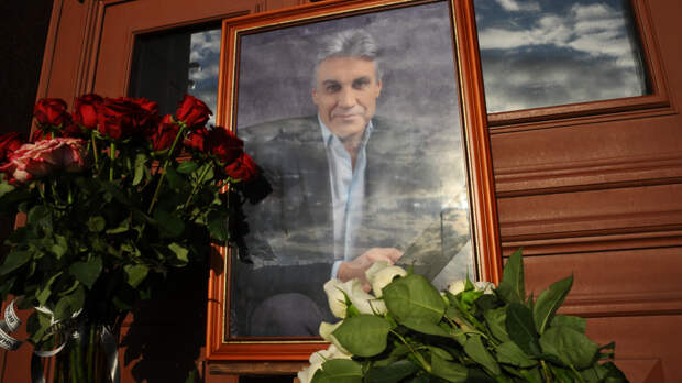 В Москве сегодня пройдет прощание с журналистом Алексеем Пимановым