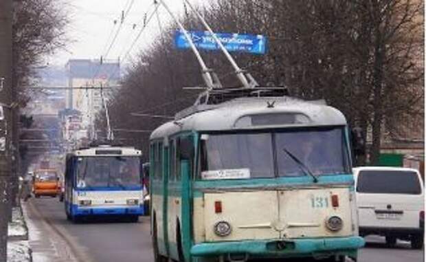 В ровенском троллейбусе кондуктор выгнала ребенка идти в сильный мороз пешком