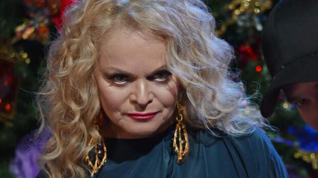 Лариса Долина пыталась заложить дом после продажи квартиры: «Обратилась в банки за кредитованием»