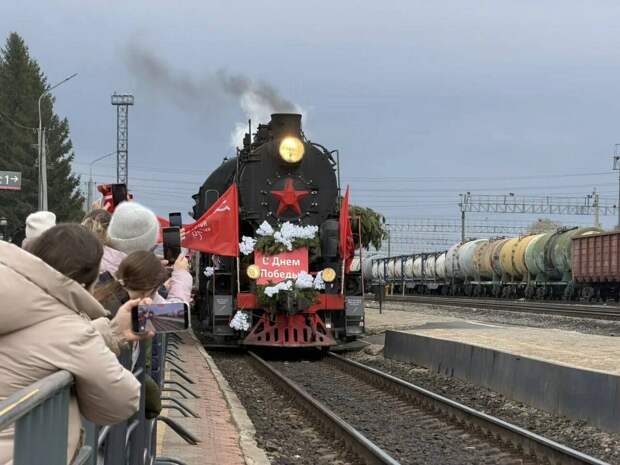 «Паровоз Победы» побывал в Бугульме и прибыл в Набережные Челны