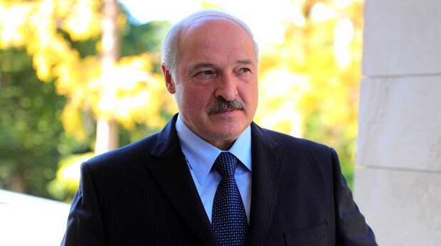 Москва преподнесла подарок Лукашенко в Дню Победы