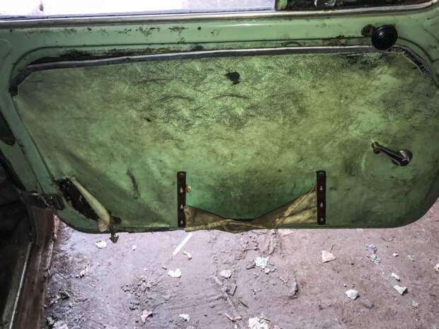 Гаражная находка: ранний "Запорожец" ЗАЗ-965 1961 года выпуска barn find, авто, автомобили, заз 965, заза, запорожец, олдтаймер, ретро авто