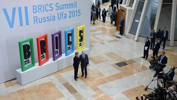 Президент Российской Федерации Владимир Путин и Президент Федеративной Республики Бразилия Дилма Руссефф