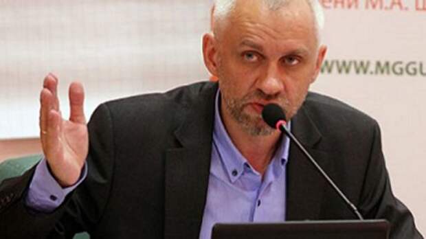 Шаповалов спрогнозировал погружение Европы в кризис