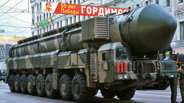 «Никаких договорняков»: эксперт ответил на массовую критику, что РФ воюет «вполсилы»