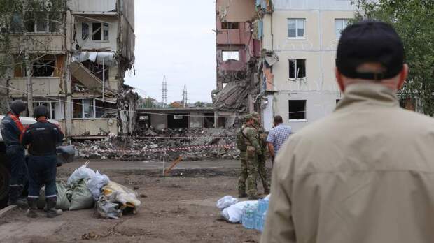 Минздрав направил специалистов в Луганск для помощи пострадавшим от обстрела ВСУ