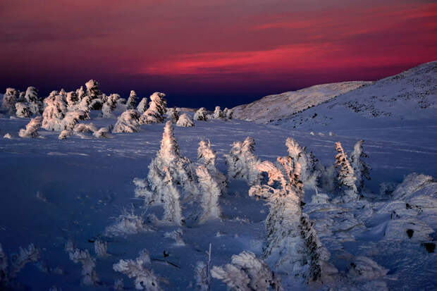 Кемеровская область: гора Зеленая и поселок Шерегеш Средняя температура: −9 −13 °C зима, красота России