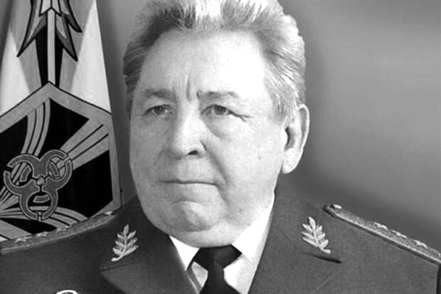 РИА Новости: генерал Станислав Петров покончил с собой в возрасте 87 лет