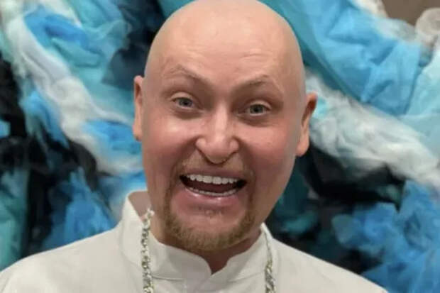 Откровенность без прикрас: Шура выпустил автобиографию: какой «жизненный урок» он передал?