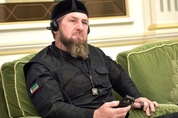 Кадыров призвал националистов в Лисичанске и Северодонецке сложить оружие