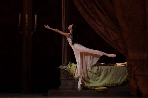 Мариинский театр почтит память балерины Нинель Петровой показом «Ромео и Джульетты»