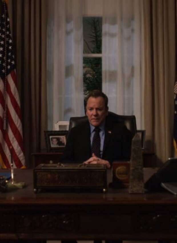 Kirkman at his Desk - Tall - Designated Survivor Season 3 Episode 7