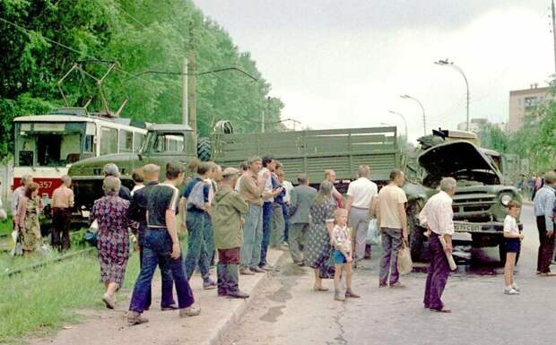 Провинциальные девяностые 90-е, город, девяностые, история, провинция, эстетика