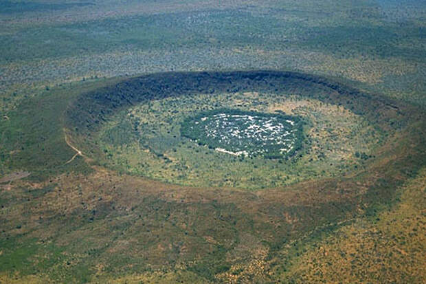 Henbury craters (Северная территория, Австралия)