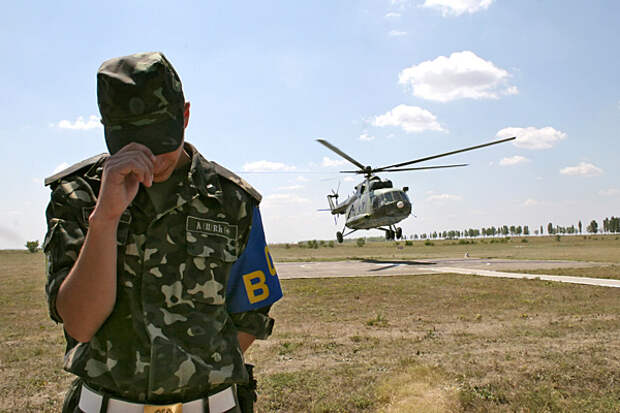 Солдат украинской армии во время сухопутной фазы международных совместных учений ВМС ВС Украины и ВМС США. Фото: Алексей Павлишак / ИТАР-ТАСС, архив
