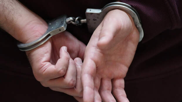 Четверо мужчин ограбили магазин в Люберцах на 1,5 миллиона рублей