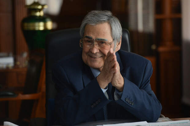 Аман Тулеев