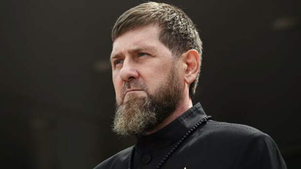 Кадырову вручили медаль за вклад в развитие науки