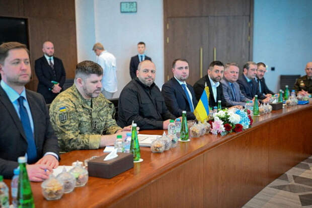 РБК-Украина: Киев может согласиться с остановкой на линии соприкосновения