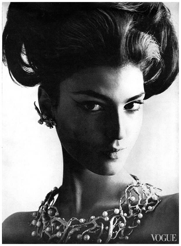 Benedetta Barzini Vogue, January 15, 1964 Photo Joseph Leombruno and Jack Bodi.jpg